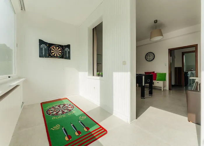 Haus Sonnblick - Gruppenhaus - Bis Zu 42 Personen - Grosser Gemeinschaftsbereich - Billiard - Soccer - Dart - Garten