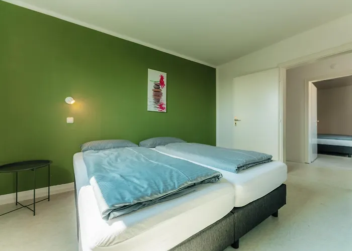 Casa de Férias Haus Sonnblick - Gruppenhaus - Bis Zu 42 Personen - Grosser Gemeinschaftsbereich - Billiard - Soccer - Dart - Garten Braunlage